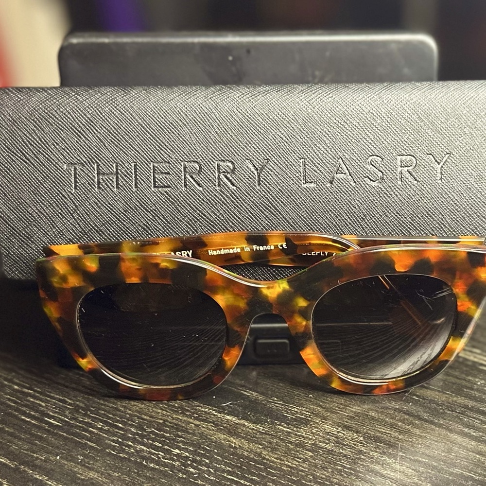 Thierry Lasry “Deeply” 2521 MSRP : 395.00